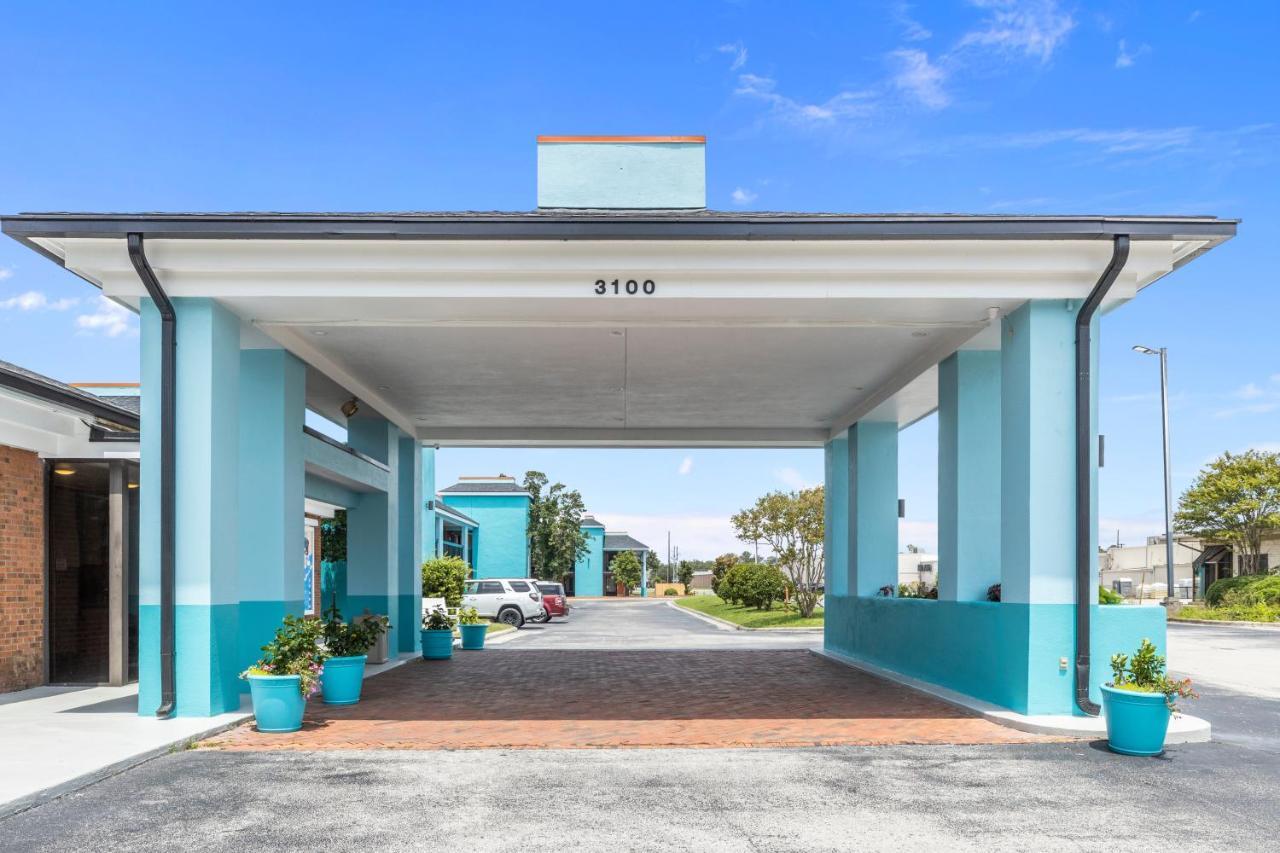 Garnet Inn & Suites, Morehead City Near Atlantic Beach Екстер'єр фото