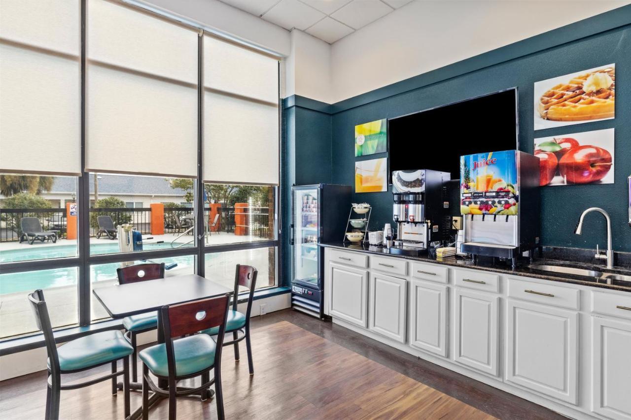 Garnet Inn & Suites, Morehead City Near Atlantic Beach Екстер'єр фото
