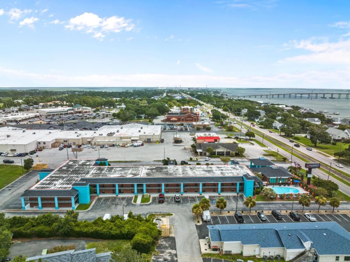 Garnet Inn & Suites, Morehead City Near Atlantic Beach Екстер'єр фото