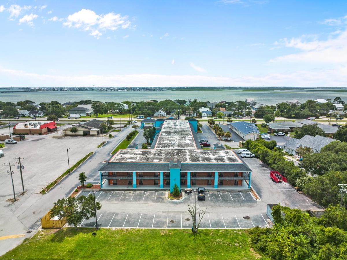 Garnet Inn & Suites, Morehead City Near Atlantic Beach Екстер'єр фото