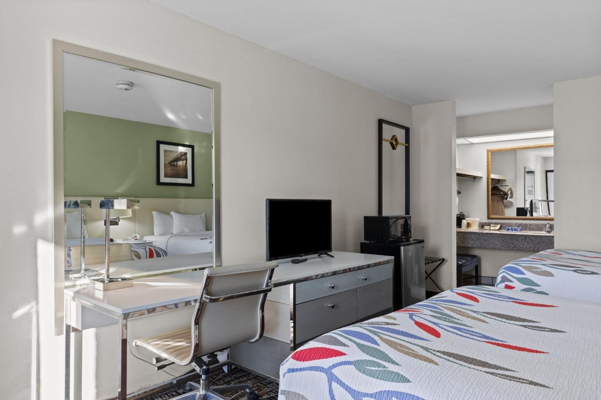 Garnet Inn & Suites, Morehead City Near Atlantic Beach Екстер'єр фото